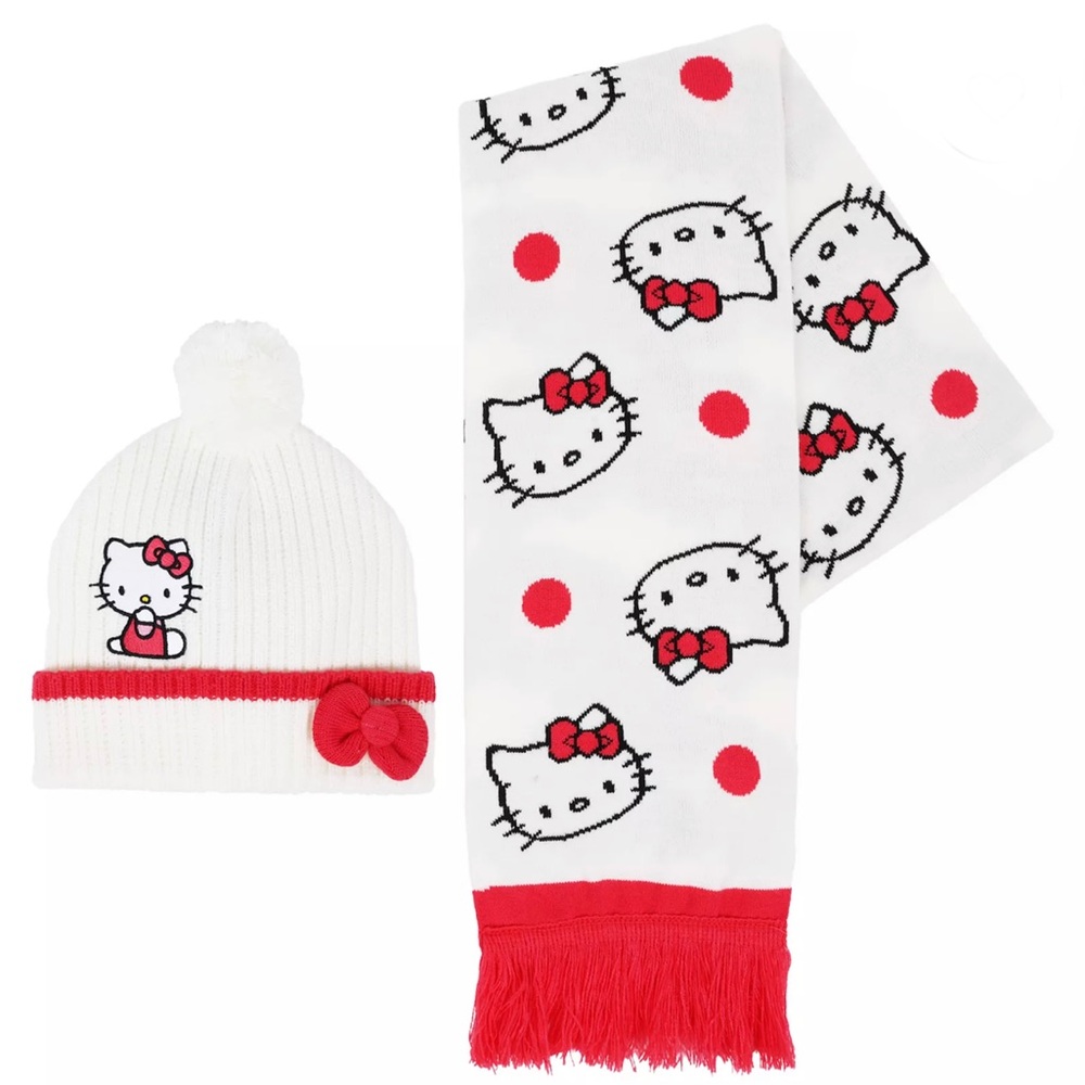 New women’s hello kitty hat and scarf set